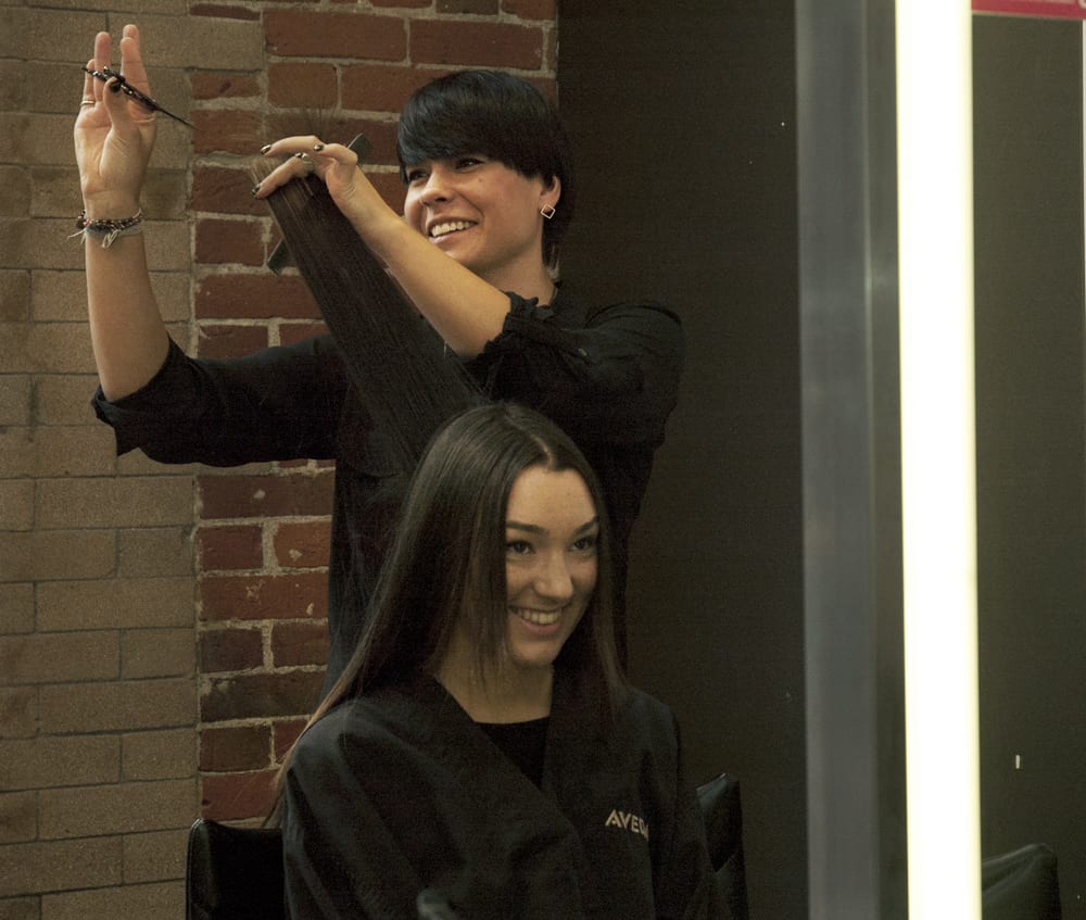 Aveda-Stylist-Tracy-Newton-gastown