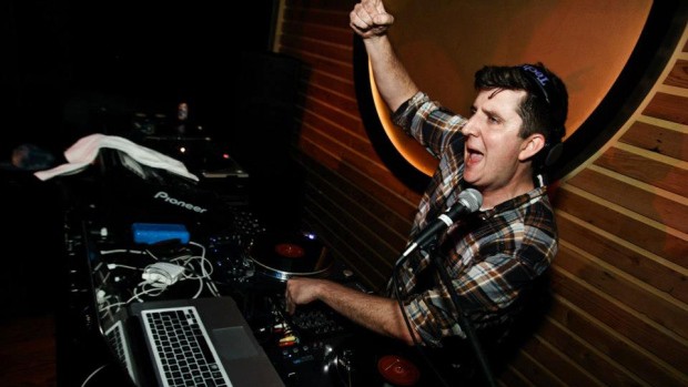 dj-coop-gastown-live-music