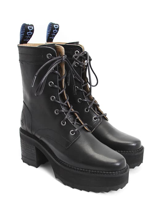 john-fluevog-gastown3