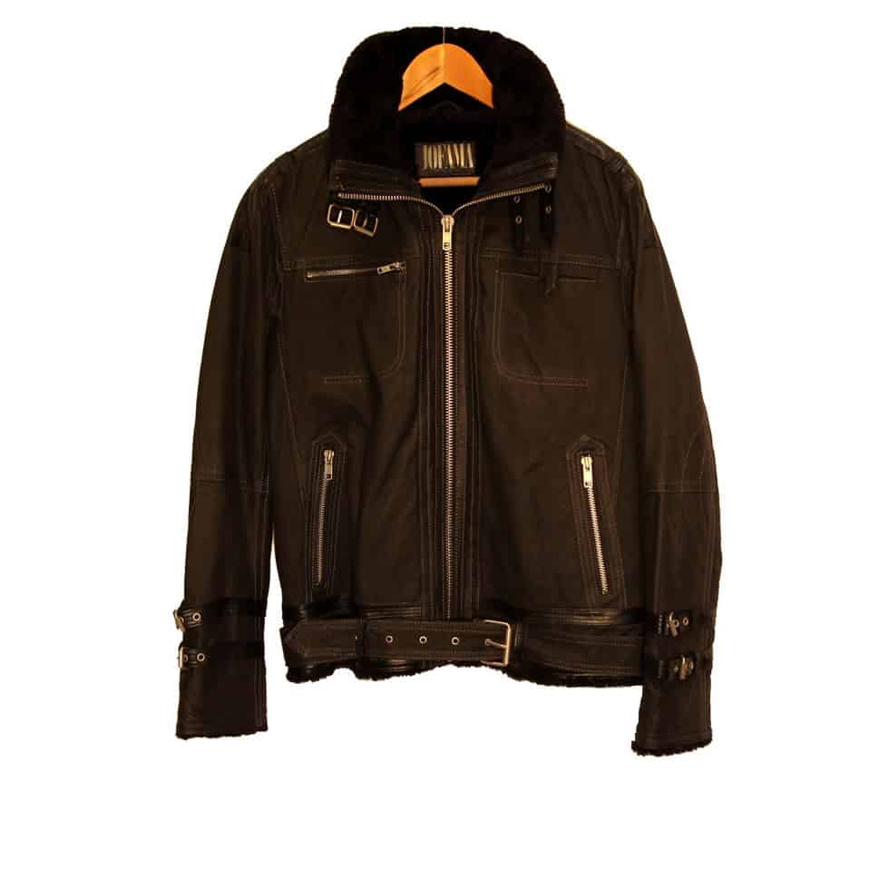 nika-shopping-gastown-mens-gift