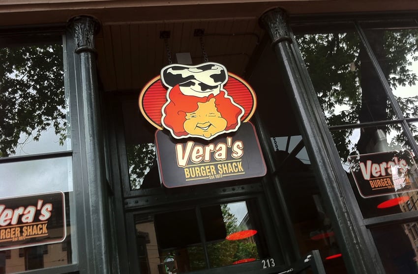 veras burger in gastown restaurant